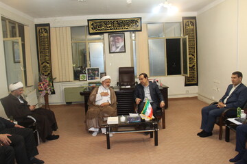 تصاویر/ دیدار استاندار ایلام با نماینده مجلس خبرگان رهبری ایلام