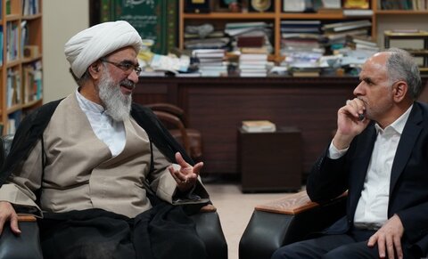 تصاویر/ دیدار وزیر دادگستری با نماینده ولی فقیه در بوشهر