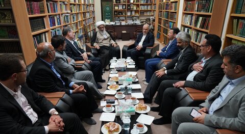 تصاویر/ دیدار وزیر دادگستری با نماینده ولی فقیه در بوشهر