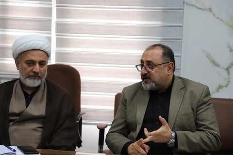 تصاویر/نشست هم اندیشی کانونهای طلاب هلال احمر در مدارس علمیه