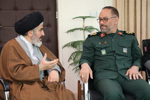 تصاویر/ دیدار نماینده ولی فقیه در آذربایجان غربی با فرمانده سپاه شهداء