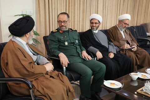 تصاویر/ دیدار نماینده ولی فقیه در آذربایجان غربی با فرمانده سپاه شهداء