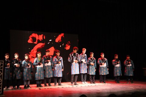 آیین تجلیل از هنرمندان بسیجی افتخارآفرین لرستان در سال ۱۴۰۳