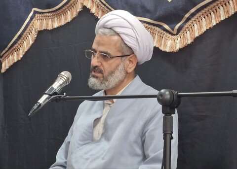 تصاویر / درس اخلاق هفتگی حوزه علمیه صاحب الزمان عج مرند