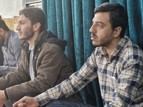 تصاویر / درس اخلاق هفتگی حوزه علمیه صاحب الزمان عج مرند