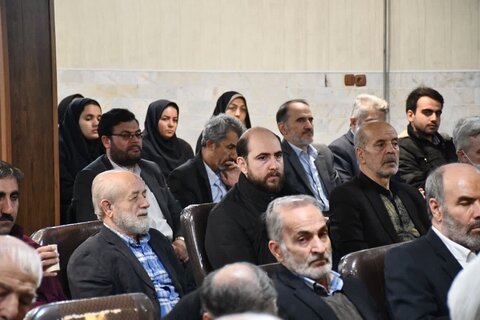 تصاویر/ پنجاه و هشتمین جلسه از سلسله جلسات تفسیر قرآن کریم در خوی