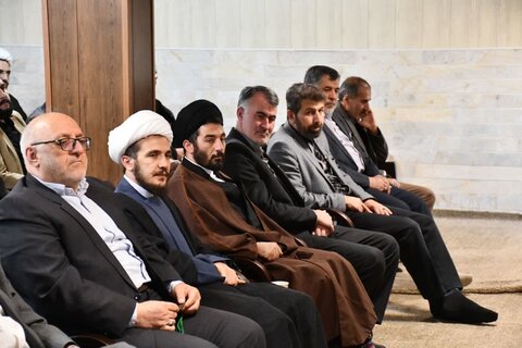 تصاویر/ پنجاه و هشتمین جلسه از سلسله جلسات تفسیر قرآن کریم در خوی