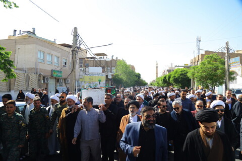  تشییع پیکر مرحوم حجت الاسلام والمسلمین عالمی