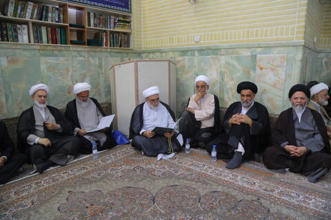  تشییع پیکر مرحوم حجت الاسلام والمسلمین عالمی