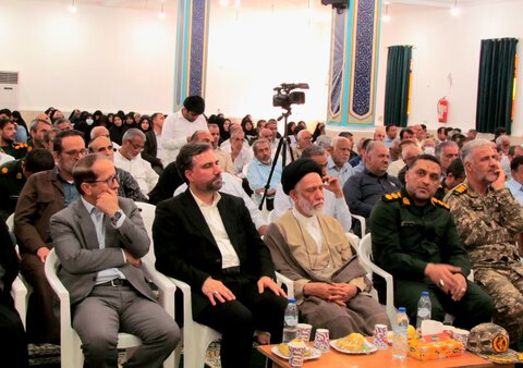 تصاویر/ گرامیداشت سالروز تاسیس سپاه در بندر دیّر