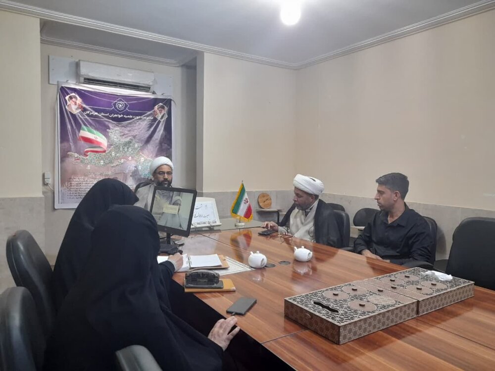 تبعیت از تصمیمات حاکمیت و منویات رهبر معظم انقلاب ضروری است