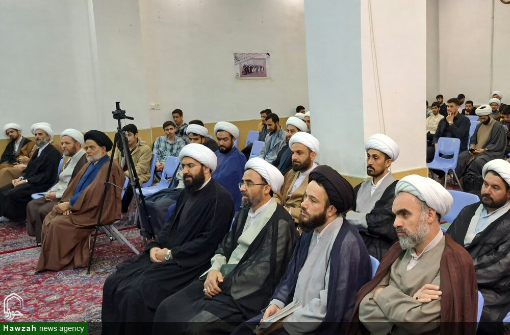 دیدار دادستان دادسرای ویژه روحانیت شمالغرب کشور با طلاب اردبیل