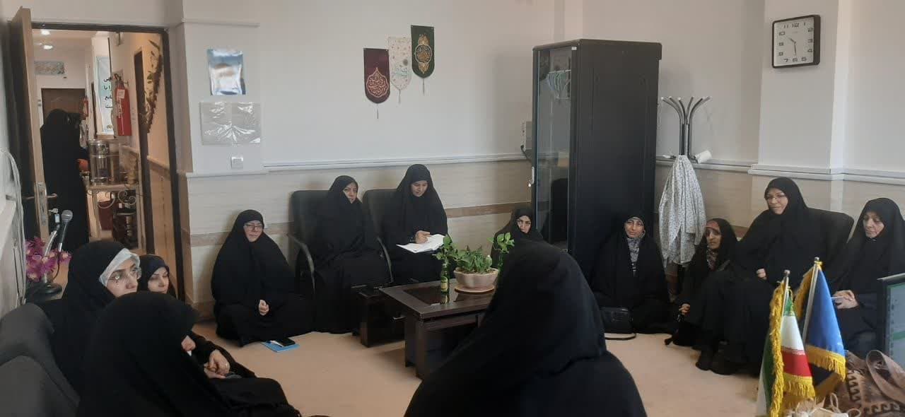 برگزاری جلسه هم‌اندیشی برای جذب و پذیرش سال تحصیلی جدید در محلات