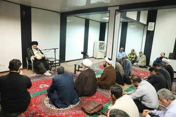 کشوری که رشد علمی نداشته باشد زیر دست و پا له می‌شود