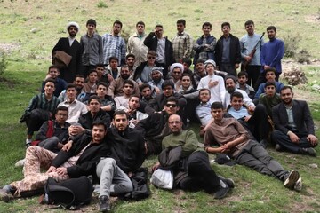 تصاویر/ اردوی یک روزه اساتید و طلاب مدرسه علمیه امام خامنه ای ارومیه