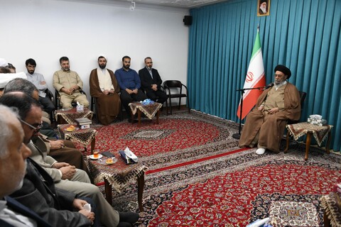 تصاویر| دیدار مسئول ستاد احیاء  و مجمع رهروان امر به معروف و نهی از منکر استان اصفهان با امام جمعه