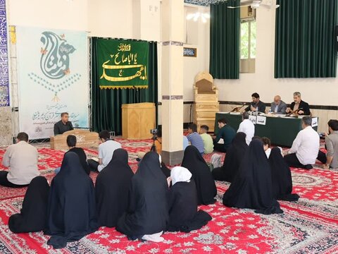 تصاویر برگزاری هفدهمین مرحله استانی دوره مسابقات قرآنی مدهامتان در لرستان