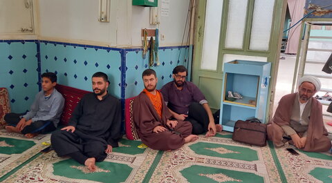 تصاویر/ نشست بصیرت‌افزایی و پاسخ به شبهات سیاسی مدرسه علمیه آیت‌الله مدنی کاشانی(ره)