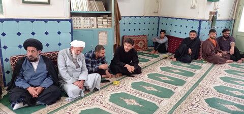 تصاویر/ نشست بصیرت‌افزایی و پاسخ به شبهات سیاسی مدرسه علمیه آیت‌الله مدنی کاشانی(ره)