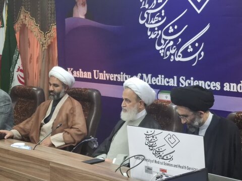 تصاویر/هم اندیشی اساتید و نخبگان دانشگاهی دانشگاه علوم پزشکی کاشان با حضور حجت الاسلام والمسلمین علیرضا پناهیان