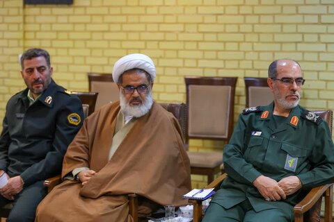 تصاویر | جلسه ستاد هماهنگی و برگزاری مراسم سالگرد شهدای خدمت در تبریز