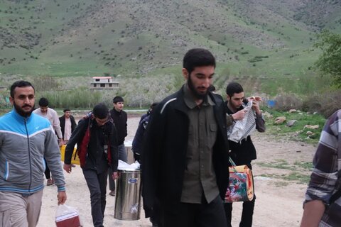 تصاویر/ اردوی یک روزه اساتید و طلاب مدرسه علمیه امام خامنه ای ارومیه