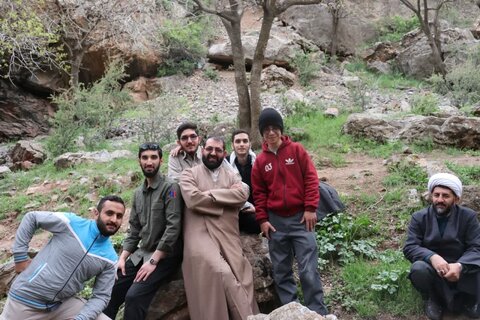 تصاویر/ اردوی یک روزه اساتید و طلاب مدرسه علمیه امام خامنه ای ارومیه