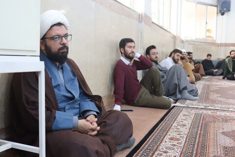 تصاویر/ جلسه اخلاق طلاب مدرسه علمیه امام خمینی (ره) ارومیه