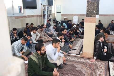 تصاویر/ جلسه اخلاق طلاب مدرسه علمیه امام خمینی (ره) ارومیه