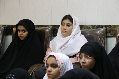 تصاویر/ تجلیل از قرآن آموزان دارالقرآن امام علی(ع) اردبیل