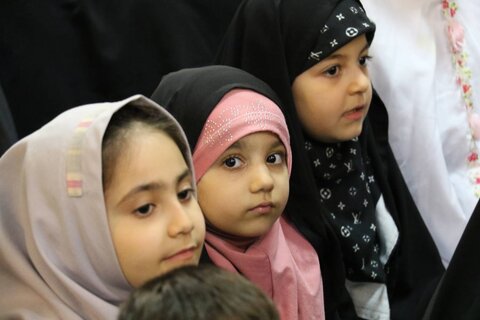 تصاویر/ تجلیل از قرآن آموزان دارالقرآن امام علی(ع) اردبیل