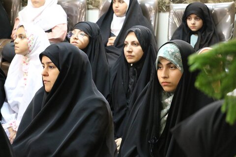 تصاویر/ تجلیل از قرآن آموزان دارالقرآن امام علی(ع) اردبیل