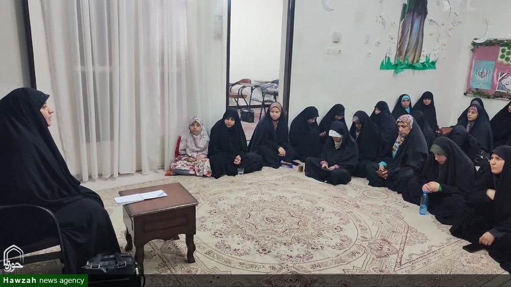 نشست اخلاقی، بصیرتی در مدرسه علمیه فاطمیه کارون