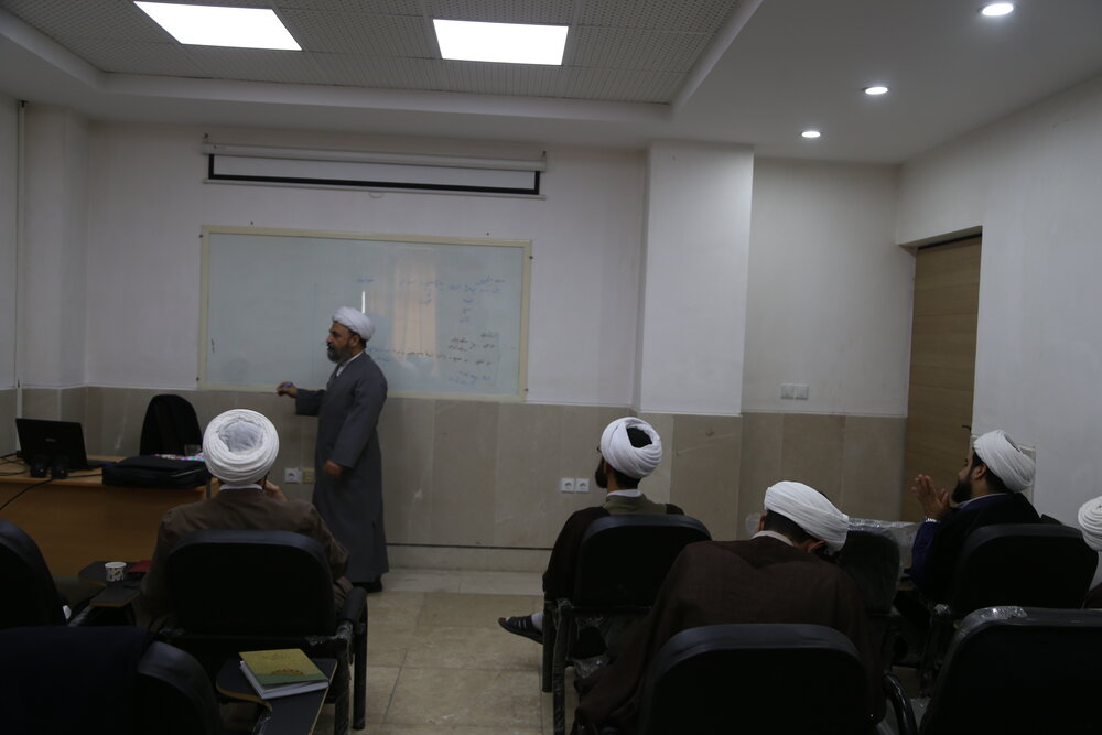 تصاویر/ مرحله دوم دوره آموزشی تربیت استاد تحقیق و پژوهش حوزه علمیه خوزستان