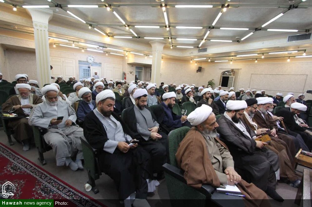 جلسه مجمع عمومی نمایندگان طلاب و فضلای حوزه در ساختمان جامعه مدرسین برگزار شد