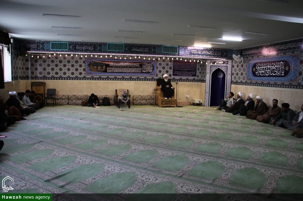 تصاویر/ مراسم عزاداری شهادت حضرت امام صادق(ع) در مرکز مدیریت حوزه علمیه اصفهان