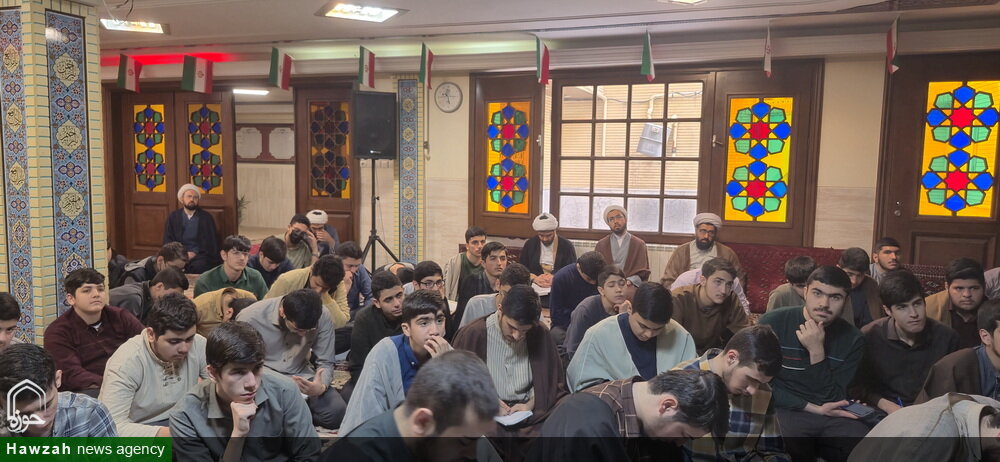 تصاویر/ تجلیل از برگزیدگان مرحله مدرسه ای جشنواره علامه حلی در مدرسه علمیه سالار شهیدان(ع) تبریز