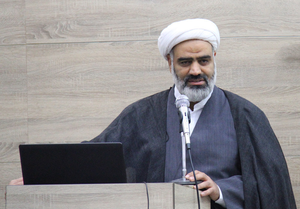 Kum'da İki Günlük Yapay Zekanın İşlevleri Paneli Düzenlendi