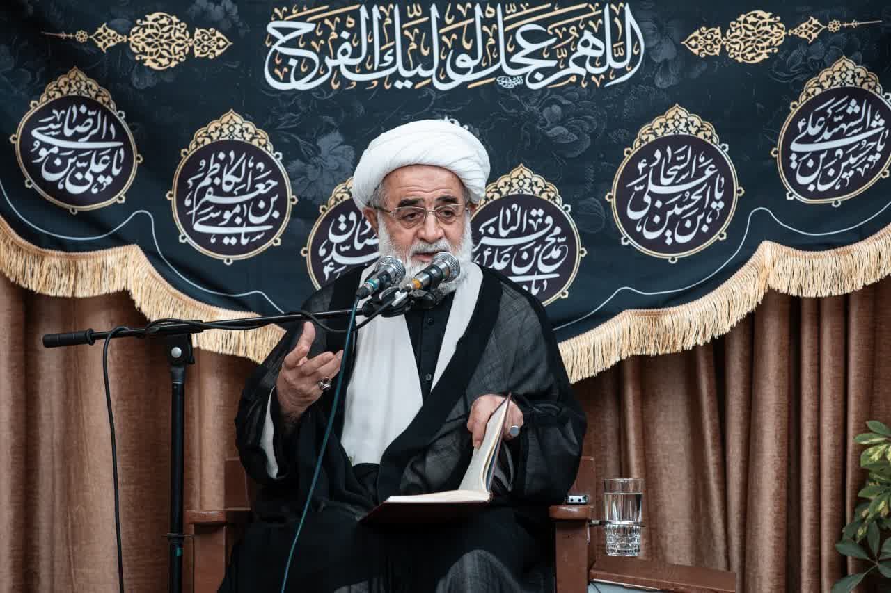 امام جعفرصادق(ع) الگویی بی‌بدیل برای جامعه‌علمی و حاکمیت دینی