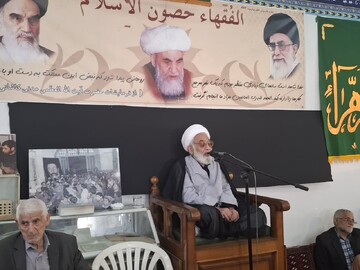 تصاویر/ عزاداری شهادت امام صادق (ع) در بیت مرحوم آیت الله مدنی کاشانی