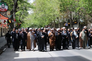 تصاویر/ کاروان عزاداری روز شهادت امام صادق (ع) در اراک