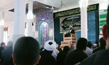 تصاویر/ اجتماع شاگردان و عزاداران امام جعفر صادق علیه السلام در مسجد جامع فرح آباد کرمان