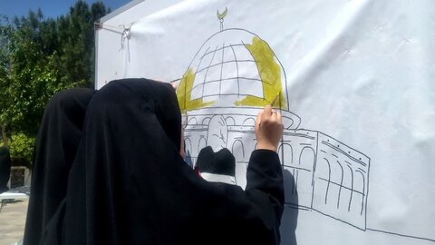 تصاویر/تجمع دانشجویان و کارکنان دانشگاه علوم‌ پزشکی کاشان در حمایت از مردم مظلوم غزه و جبهه مقاومت