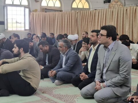 تصاویر/تجمع دانشجویان و کارکنان دانشگاه علوم‌ پزشکی کاشان در حمایت از مردم مظلوم غزه و جبهه مقاومت