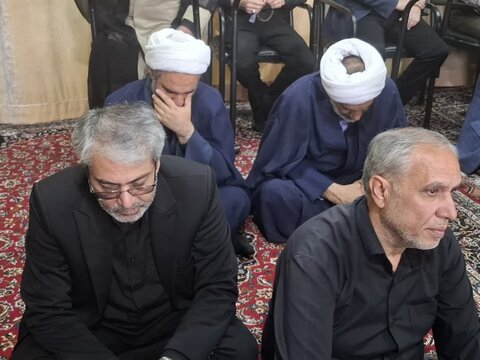 تصاویر/عزاداری شهادت امام صادق (ع)از طرف نماینده ولی فقیه درکاشان