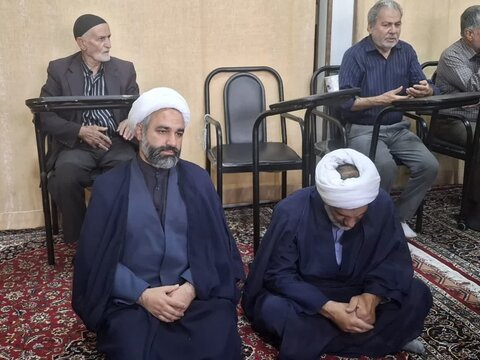 تصاویر/عزاداری شهادت امام صادق (ع)از طرف نماینده ولی فقیه درکاشان
