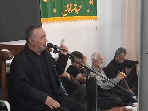 تصاویر/ عزاداری شهادت امام صادق (ع) در بیت مرحوم آیت الله مدنی کاشانی