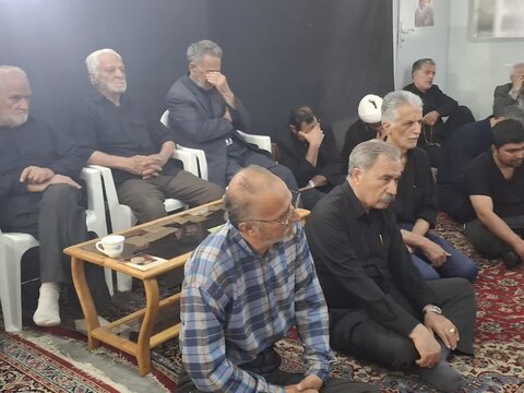 تصاویر/ عزاداری شهادت امام صادق (ع) در بیت مرحوم آیت الله مدنی کاشانی