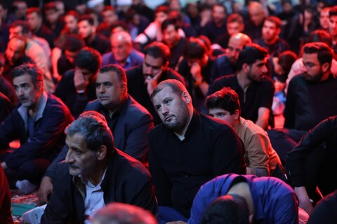 تصاویر | مراسم عزاداری شب شهادت امام جعفر صادق (ع) در مسجد مهدیه تبریز