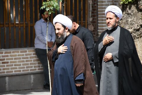 تصاویر/ عزاداری خیابانی سالروز شهادت امام صادق (ع) در خوی
